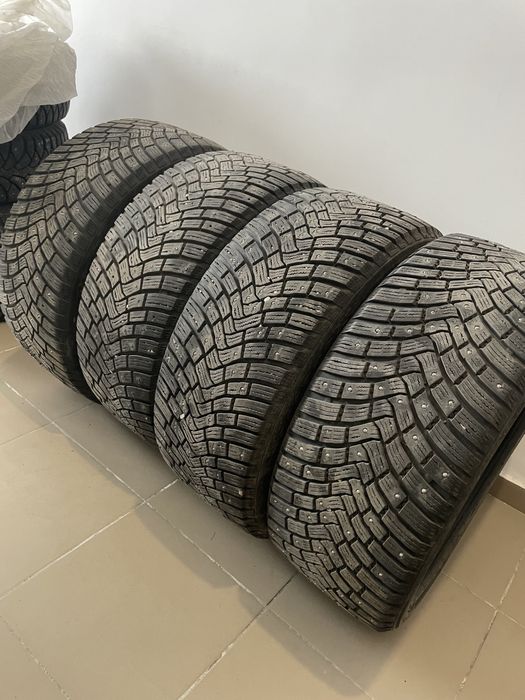 Продам зимние шины continental R17