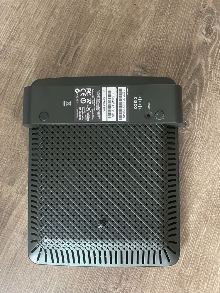 Cisco Linksys N300 Wi-Fi Wireless Router (E900)