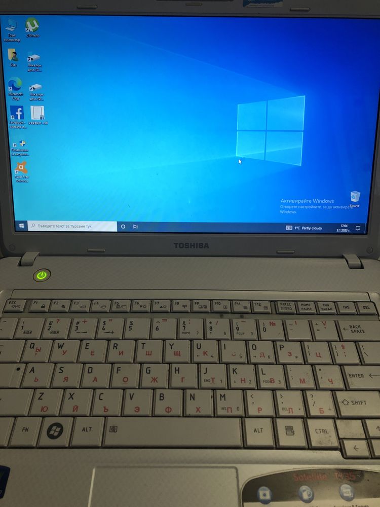 Лаптоп-Toshiba-Satellite-T135