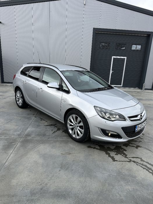 Opel Astra J 1.7cdti 110cp 2013