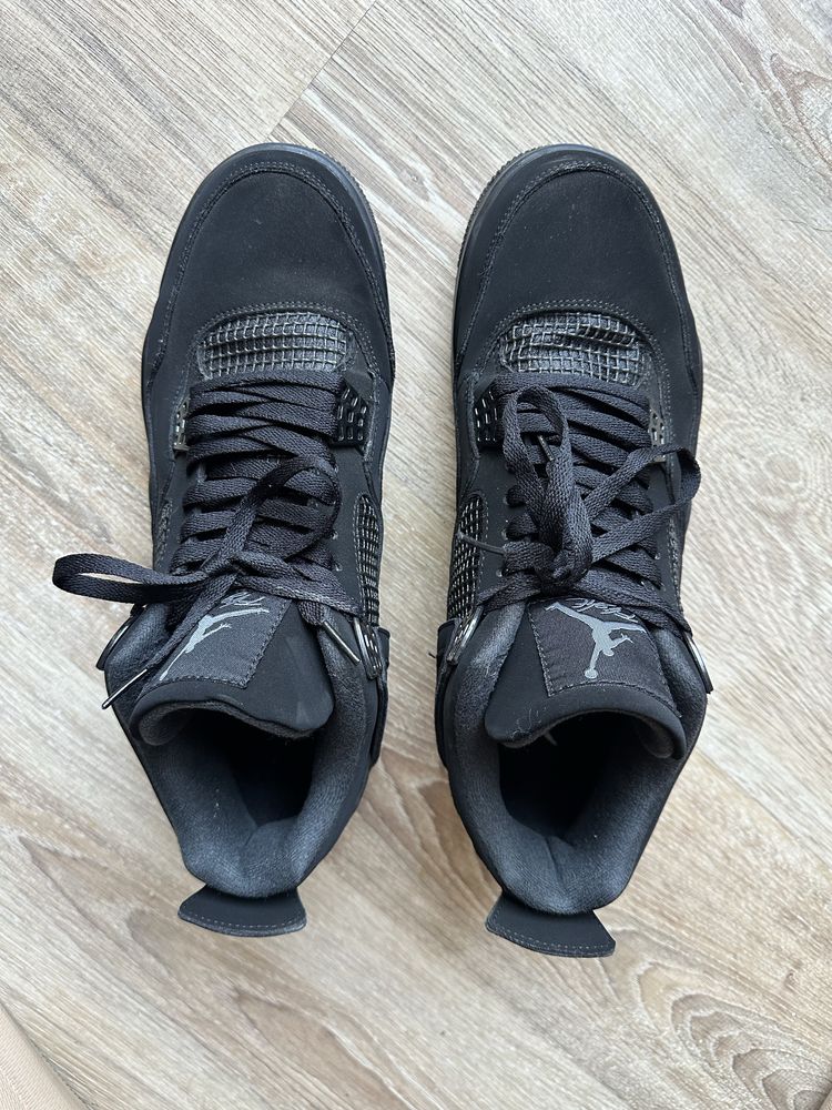Jordan 4 Retro Black Cat (2020)