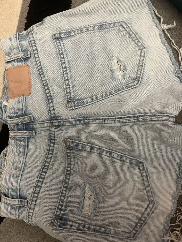Къси панталонки Pull&Bear