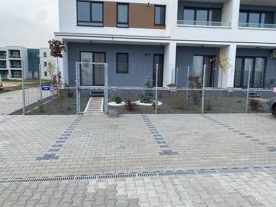 Apartament 2 camere|cu gradina|de inchiriat|direct de la proprietar