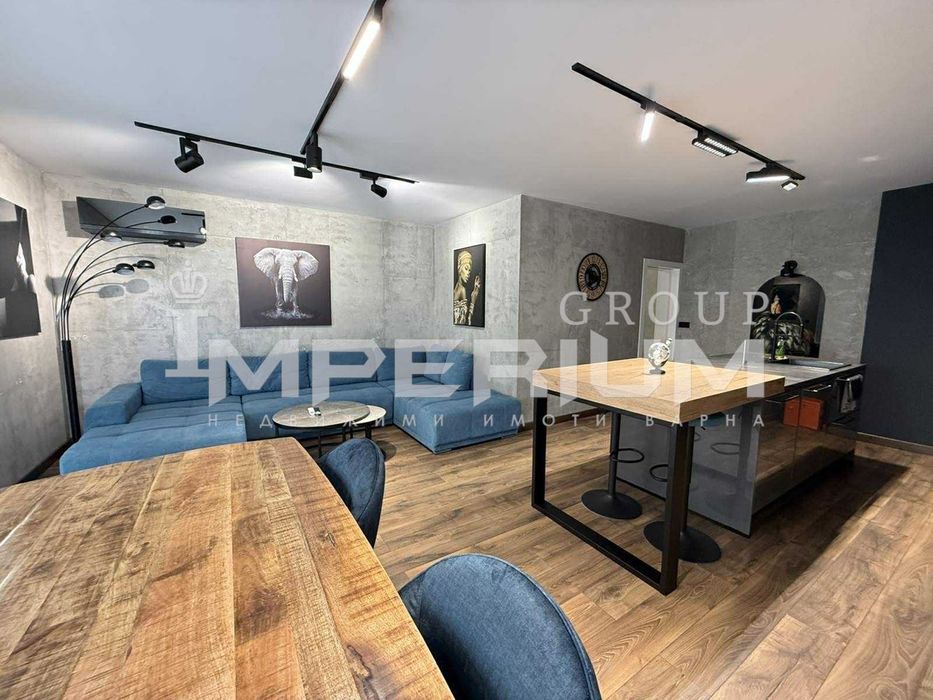 Продава се Двустаен апартамент в Варна, Бриз - 80 кв.м за 13 €/кв.м - Снимка #3