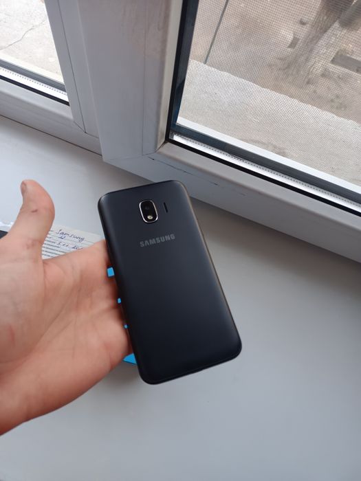 Продам телефон Samsung J2