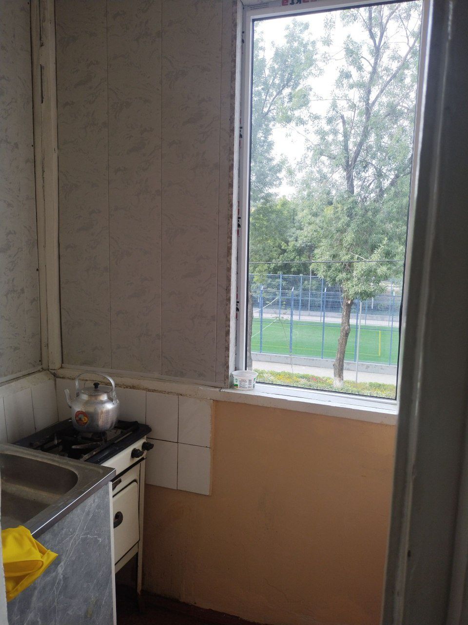 1 хонали(2 хона қилинган)  уй ижарага берилади