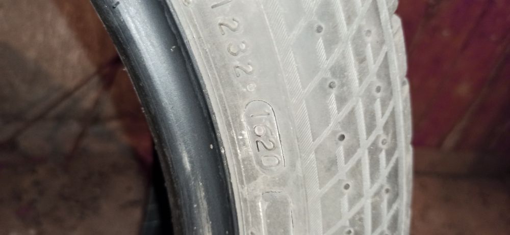 Зимни гуми Nokian Snowproof 215/50/17