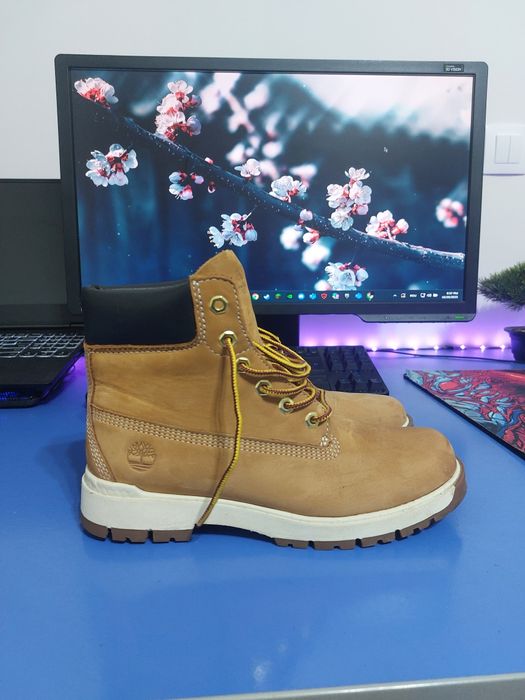 Ghete Timberland Femei
