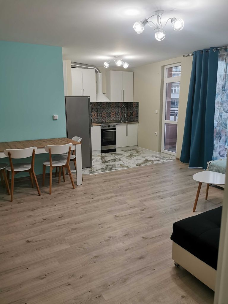 Дава се под наем Тристаен апартамент в Стара Загора, Център - 90 кв.м за 357 € - Снимка #6