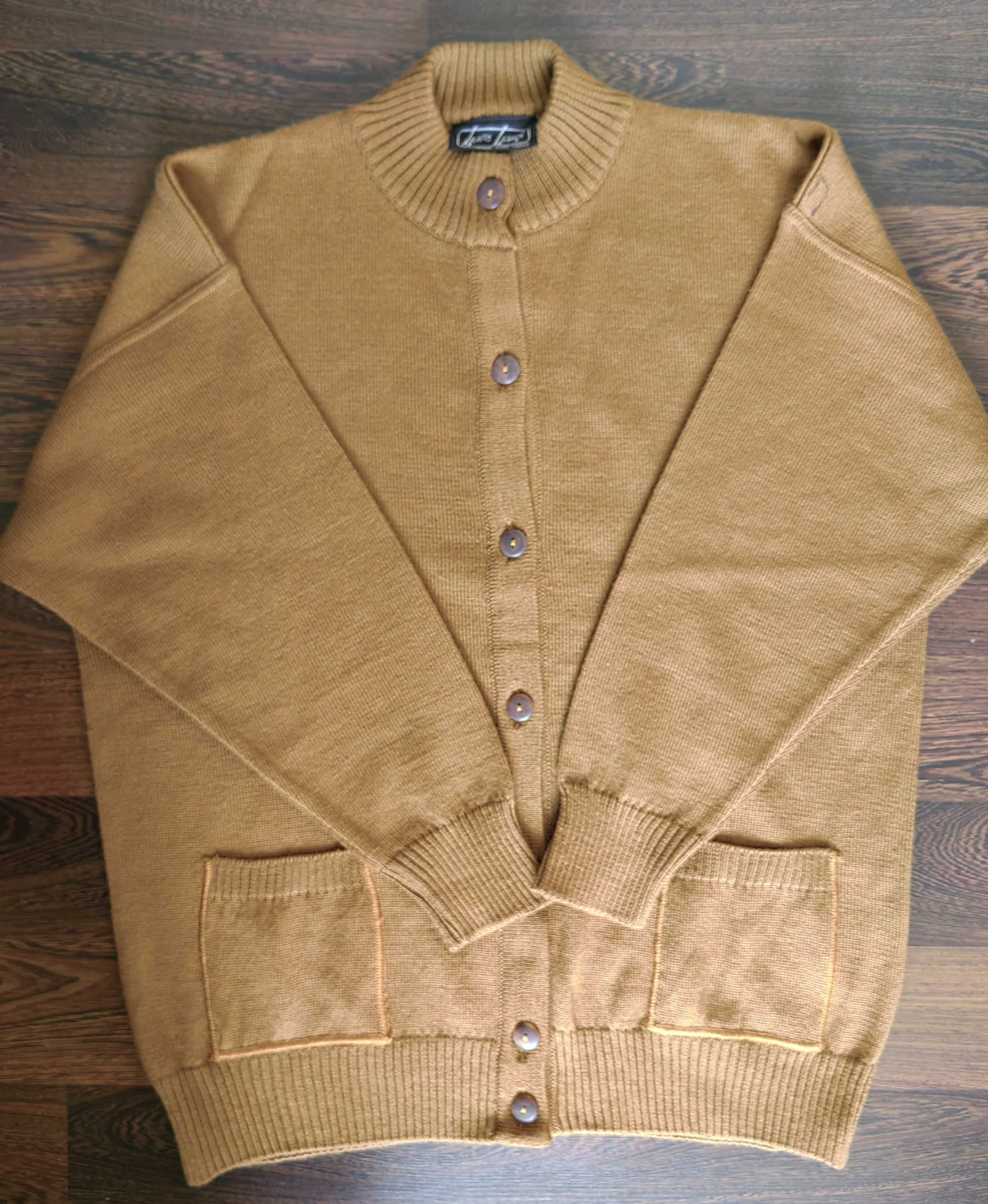 Napoleone, Massimo Dutti, Laura Larani, Uniqlo,Benetton
