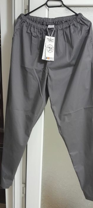 Costum nou tehnico medical/85 lei