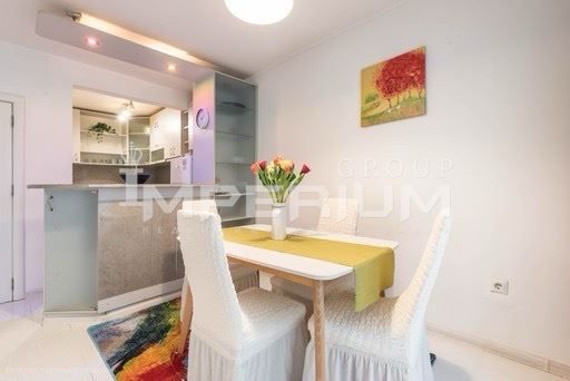 Дава се под наем Тристаен апартамент в Варна, Генералите - 90 кв.м за 816 € - Снимка #7