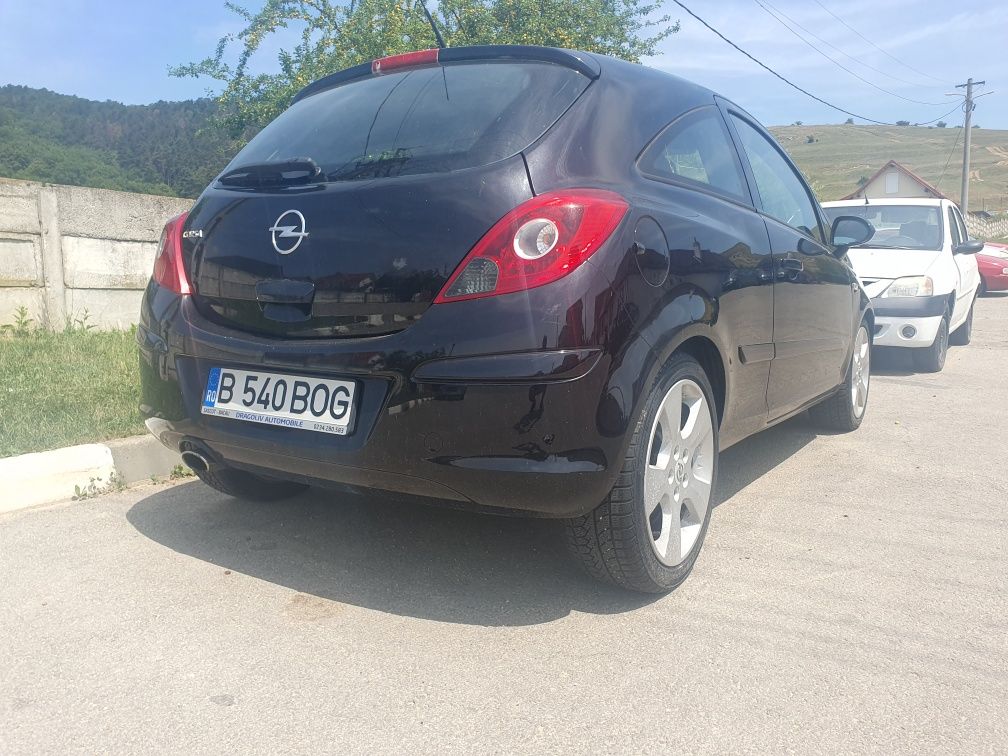 Dezmembrez Opel corsa 1.7 diesel