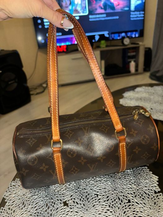 Vand geanta originala Luis Vuitton Papillon