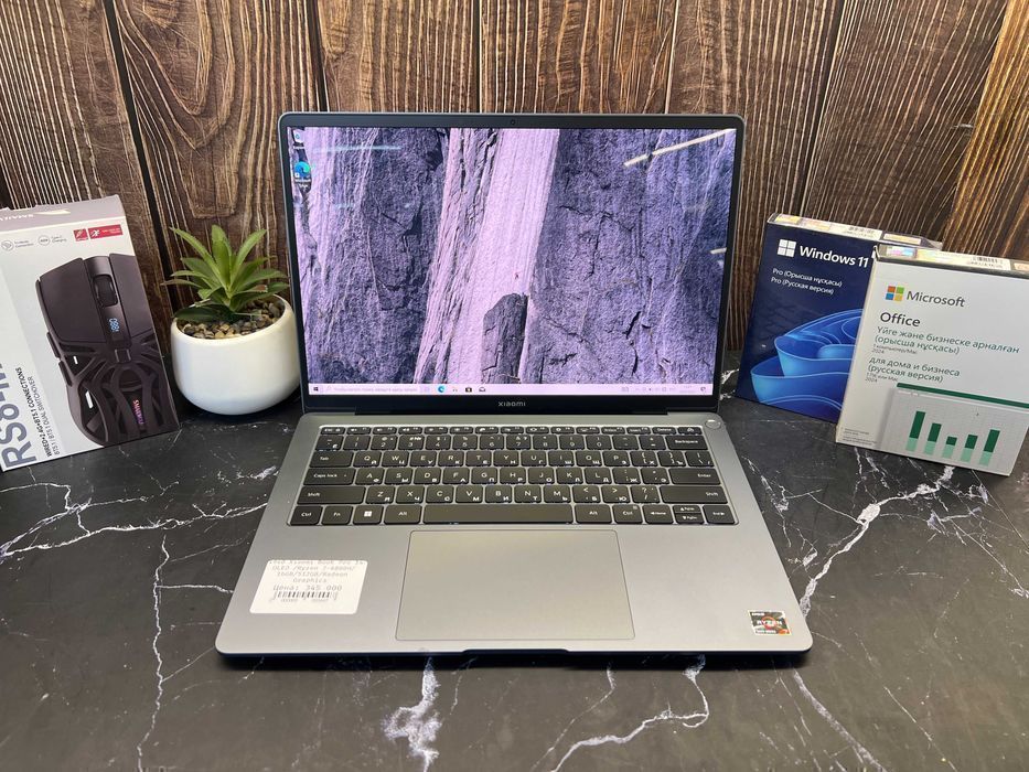 Ультрабук Xiaomi Pro Book 14 - Ryzen 7‑6800H / 16ГБ / 512ГБ SSD / OLED