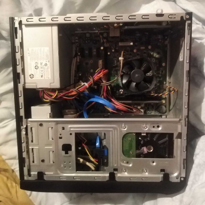 PC-uri Desktop HP  si DELL , cu SSD, i5, USB 3.0, DDR3