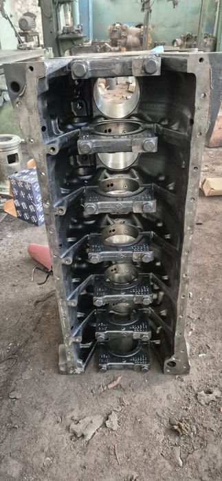 Срочно продам блок двигателя Cummins 6CT/6CTA  в хорошем состоянии.