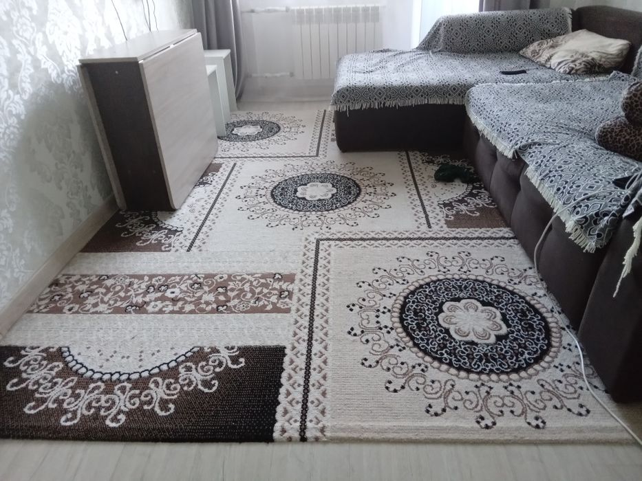 Продам Ковёр  1штуказа 10000