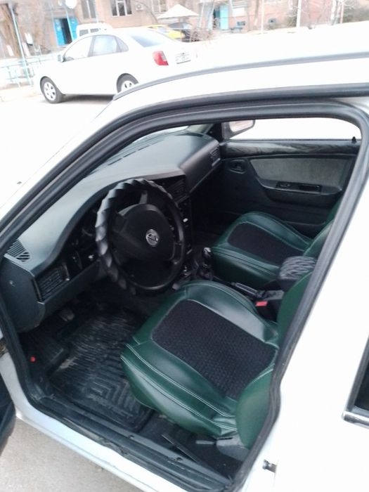 nexia 2 yaxshi xolatda