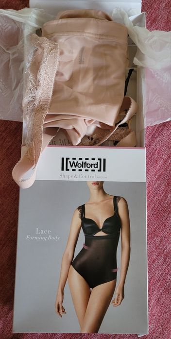 Оформящо боди Wolford