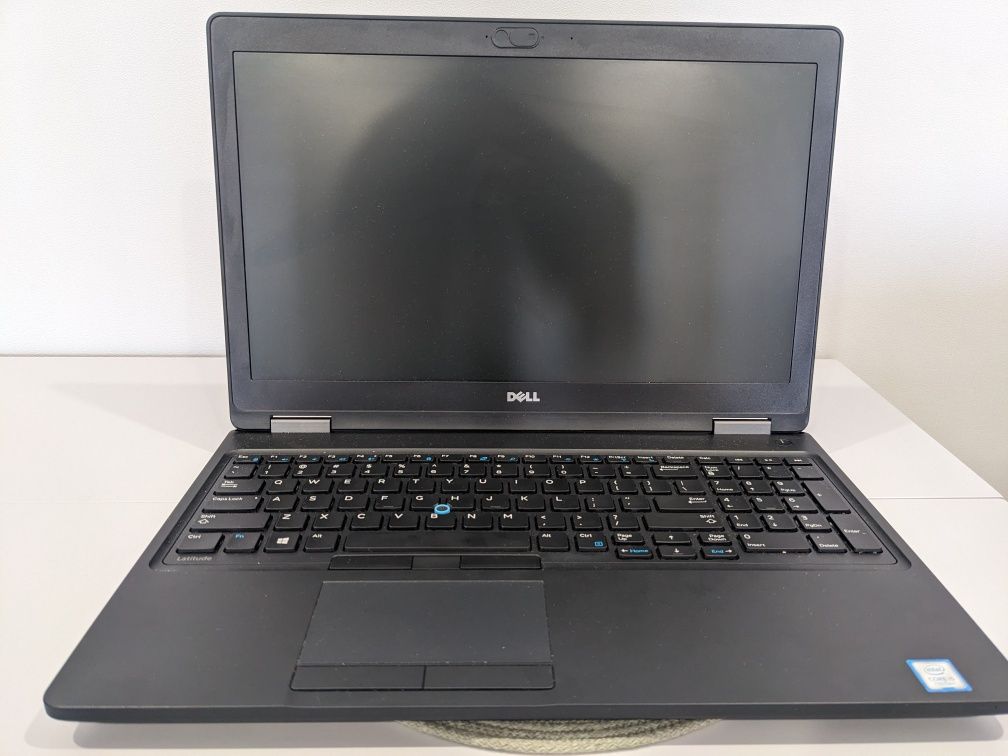 DELL Latitude 5580 i5-7300HQ 2.5Ghz/ 8Gb DDR4/ SSD 256 M2