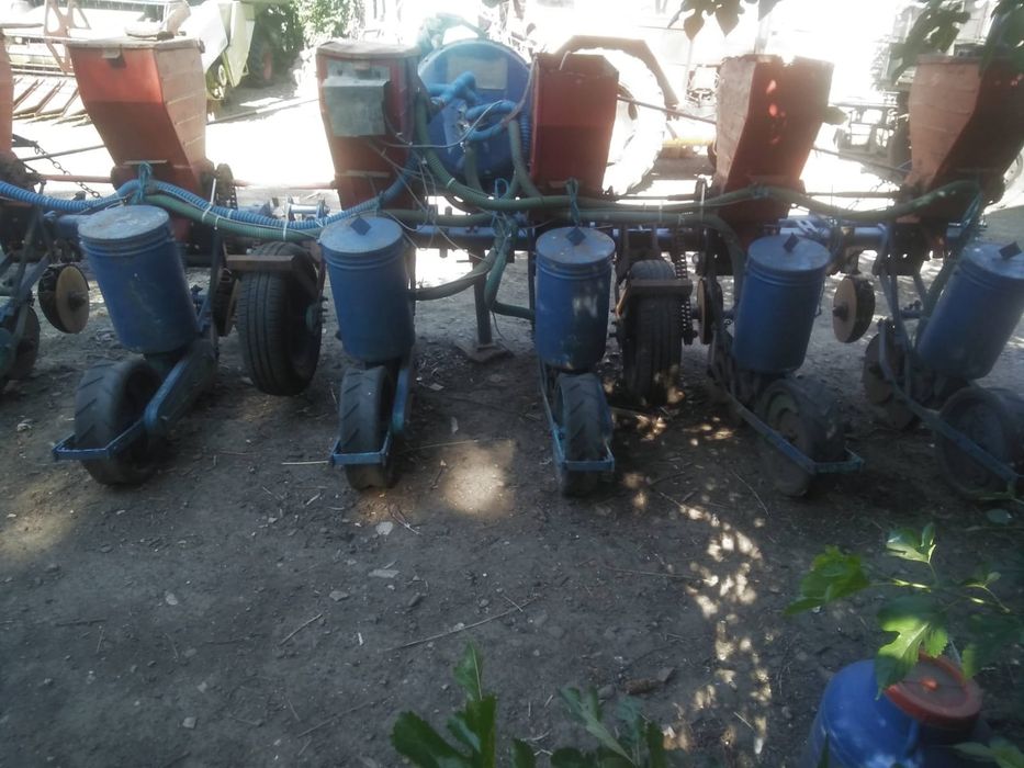 Vând semănătoare spc tot schimbat cu calculator