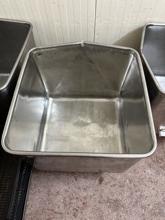 Cimber  tomberon inox vana carmangerie