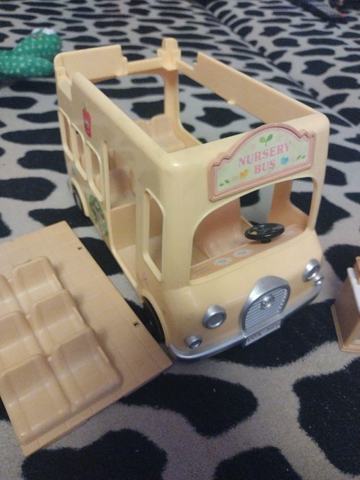 Машинка Sylvanian families ,в хорошем состоянии