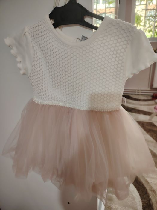 Rochiță fetițe, mărime 18 luni