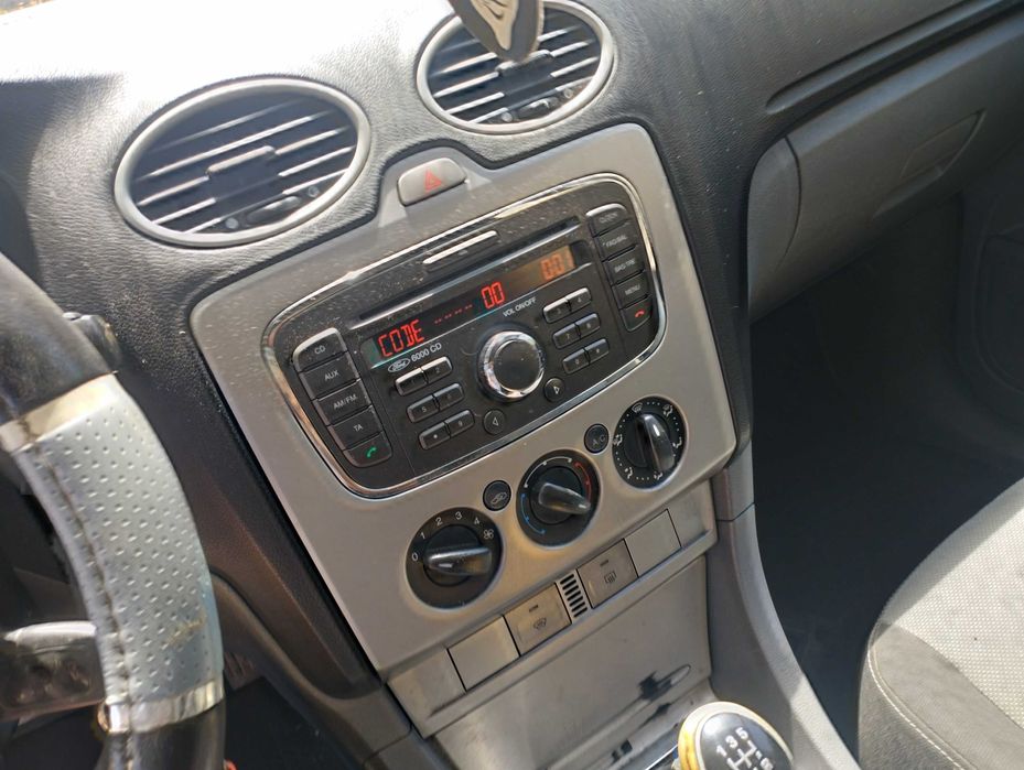 Vând Ford focus 2010