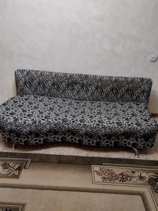 Продам тахту б/у