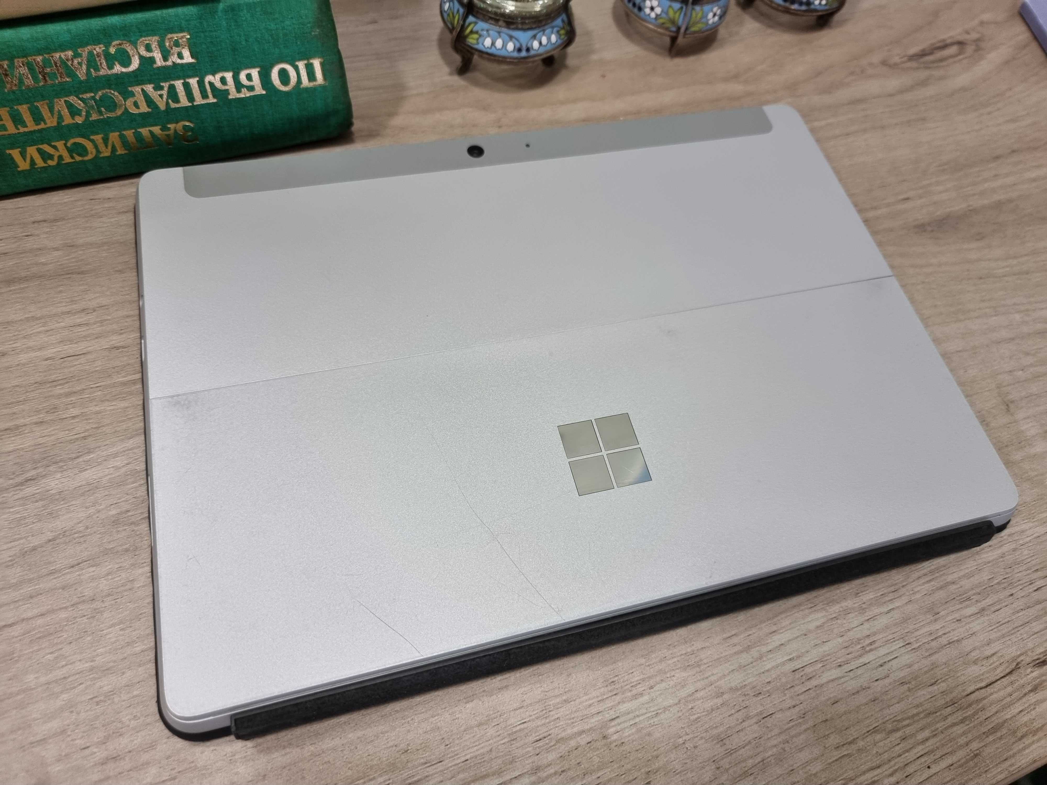 Лаптоп - таблет microsoft surface go 2