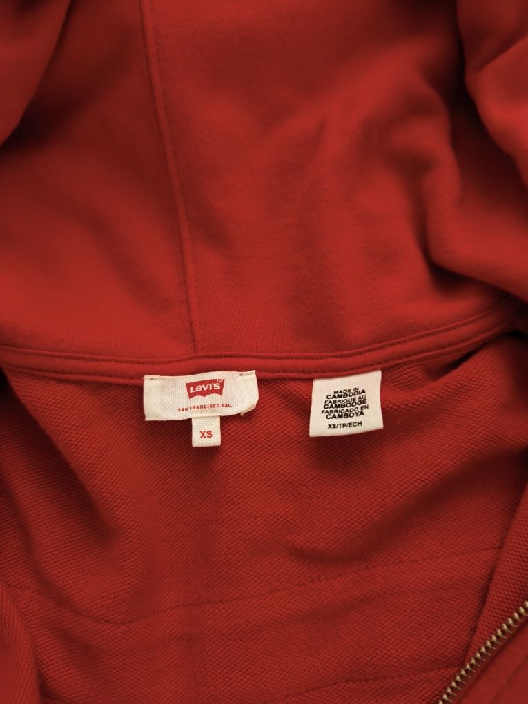 Суичър на Levi's