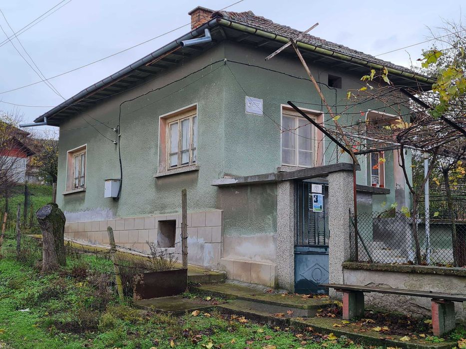 КЪЩА с.Брест обл. Плевен