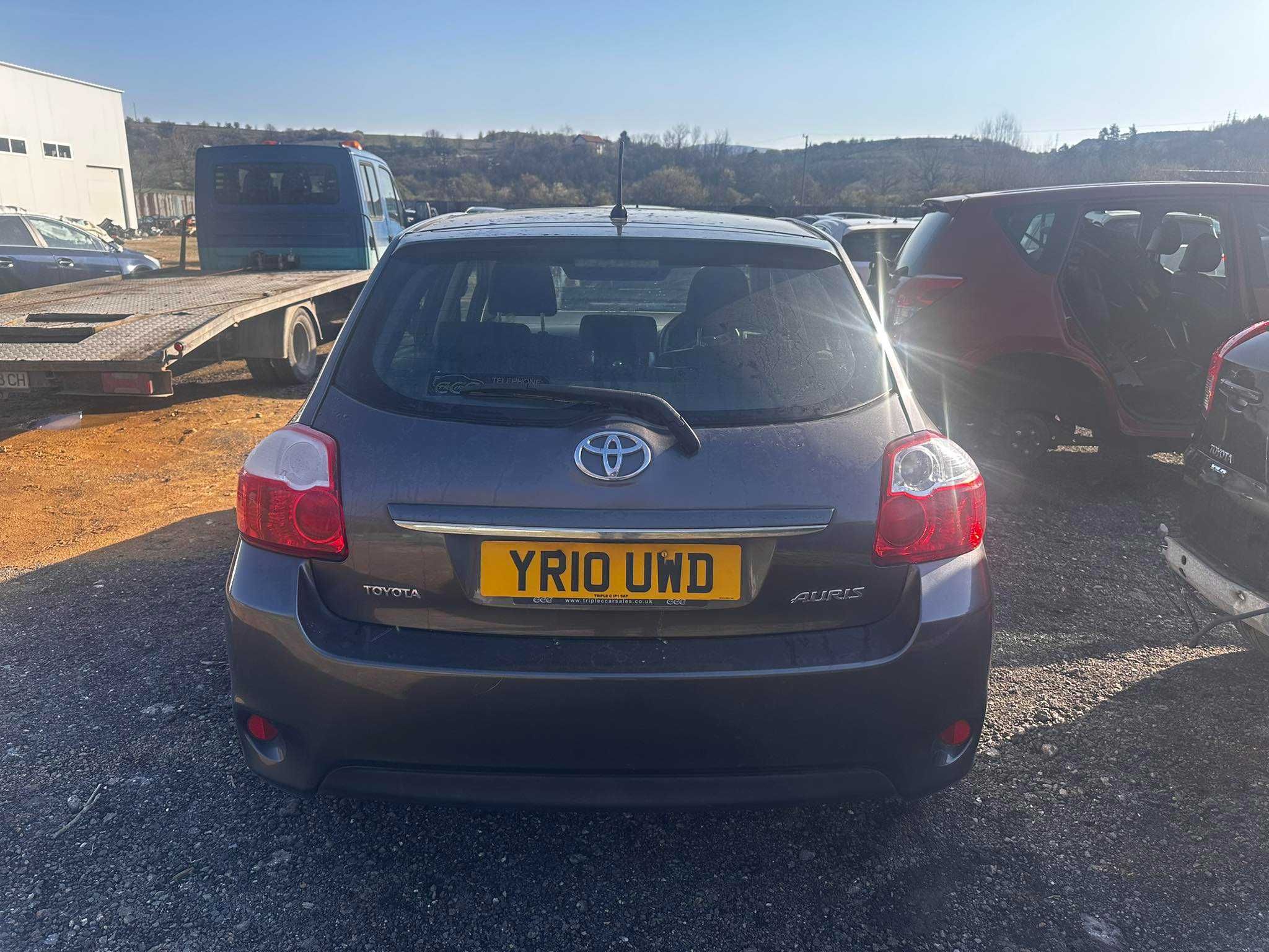 НА ЧАСТИ Toyota Auris 2010г 1.6 Valvematic – За части  132 к.с  Бензин
