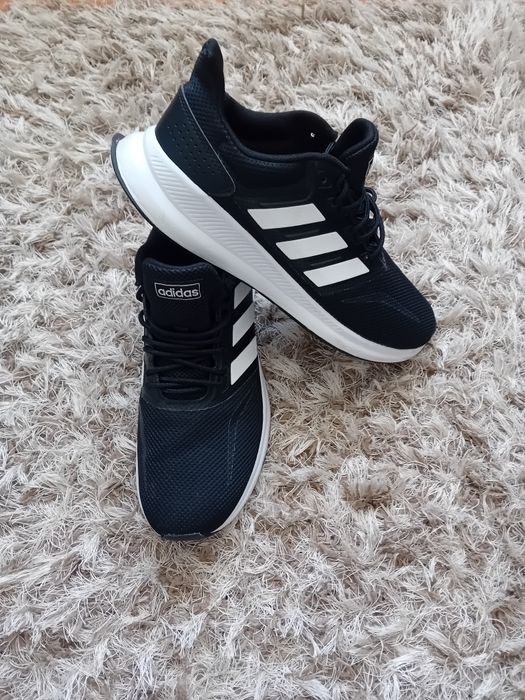 Adidasi Adidas nr 45
