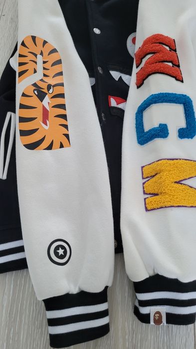 Vintage jacheta primavara/vara  BAPE  Bomber "A Bathing Ape" Varsity J