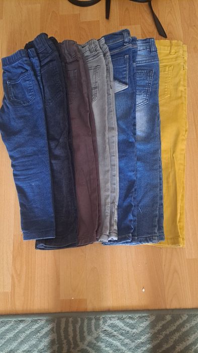 Lot pantaloni 3-4 ani