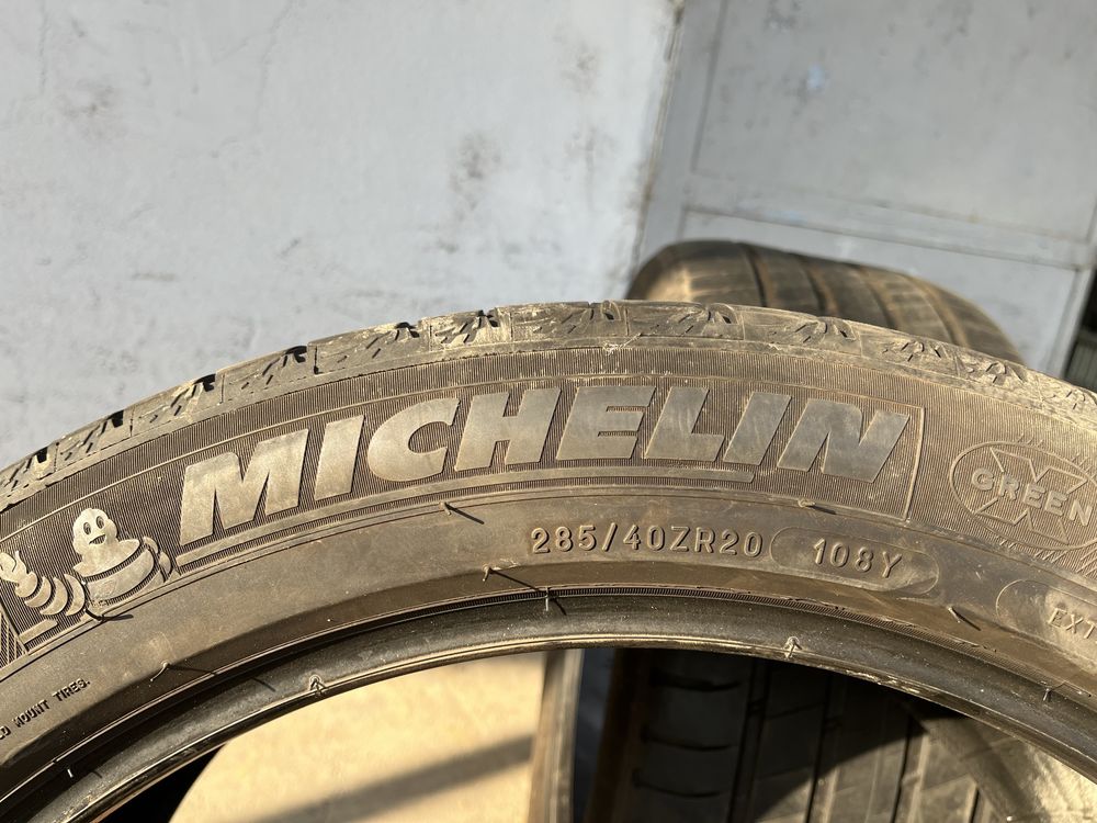 2 бр. летни гуми 255/45/20 Michelin DOT 0417 4 mm