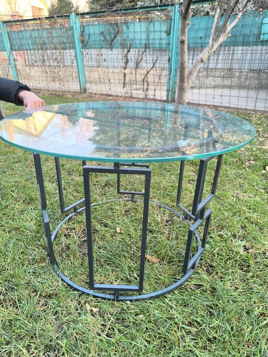 Журнальный стол, дворовой столик