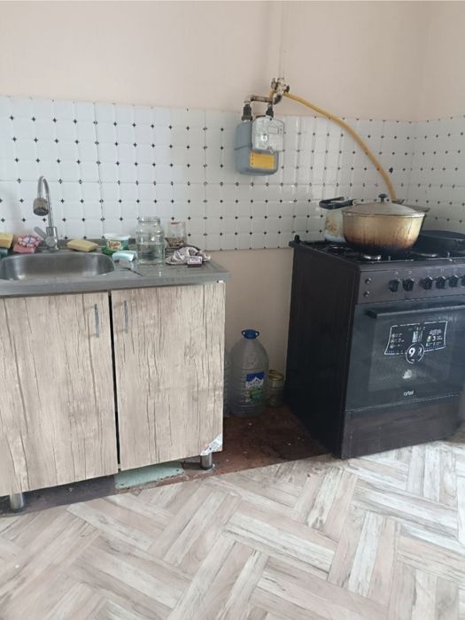 Hokimiyat yaqinida 2 xonali kvartira ijaraga beriladi.