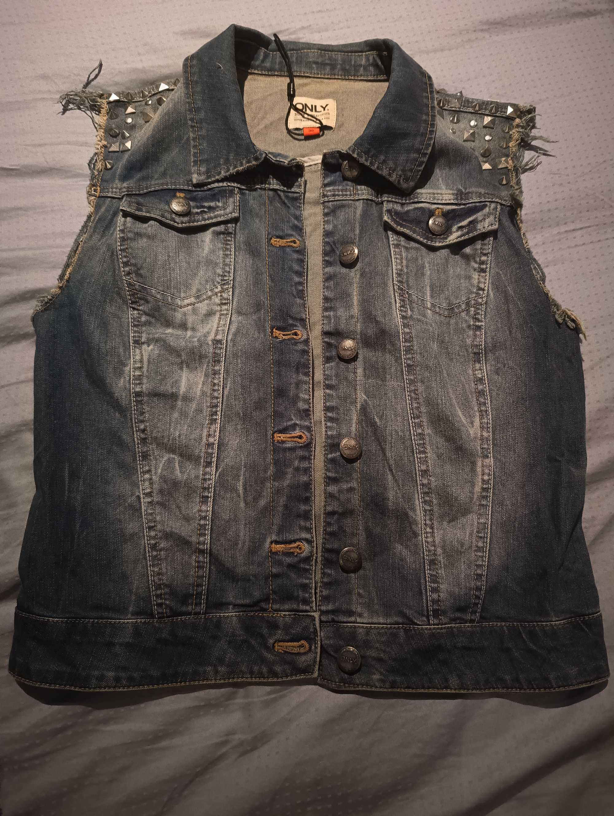 Дънков елек Only, тениска Desigual
