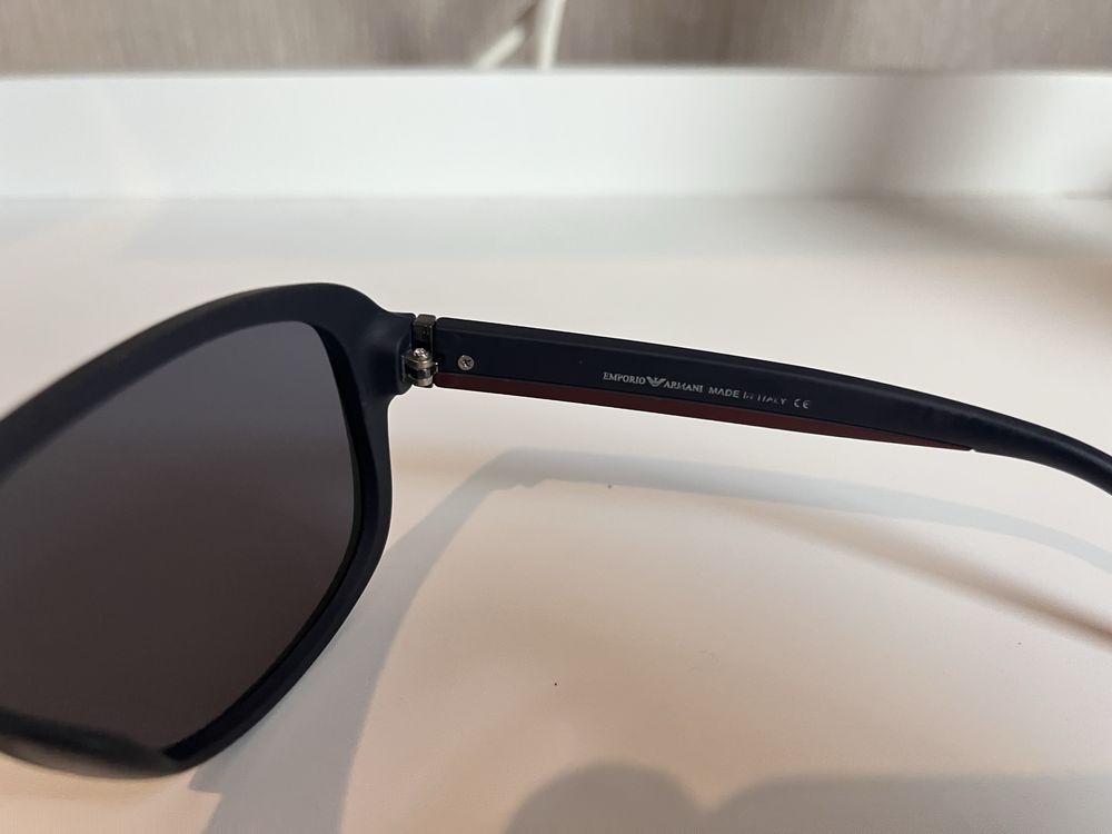 Мъжки слънчеви очила Emporio Armani