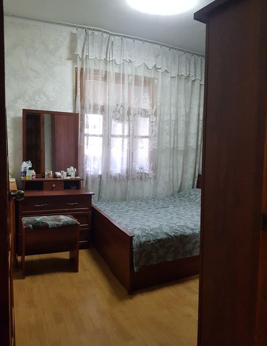 Продаётся 1 комнатная на Ц-7, район ЦУМа, м. КОСМОНАВТОВ.  79 900у.е.