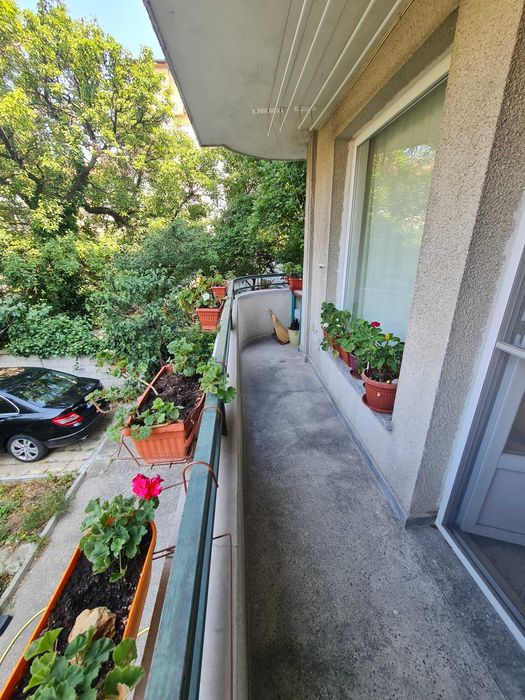 Дава се под наем Двустаен апартамент в Варна, Левски - 45 кв.м за 306 € - Снимка #1