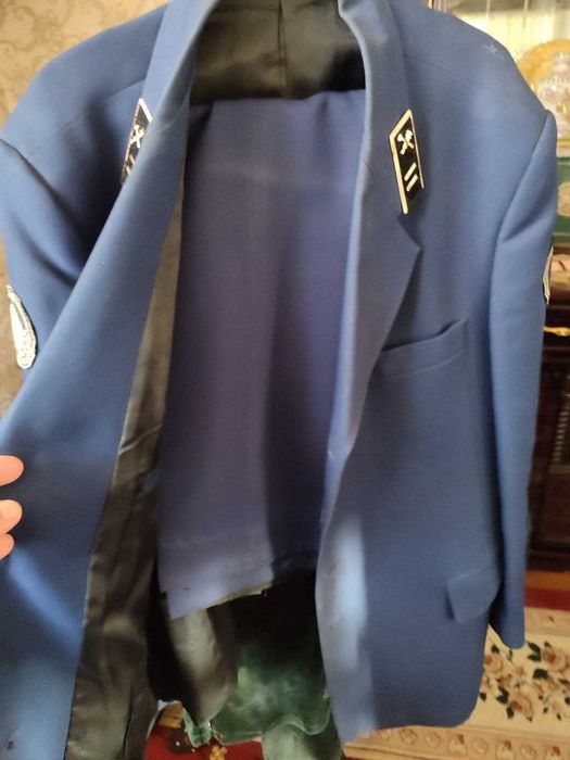 Продаю недорого форму железнодорожника