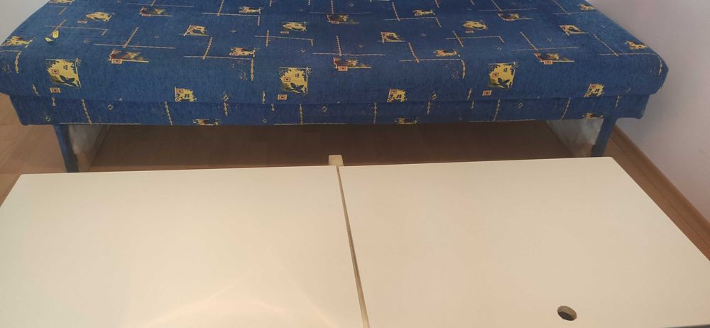 Разтегателен диван с място за съхранение