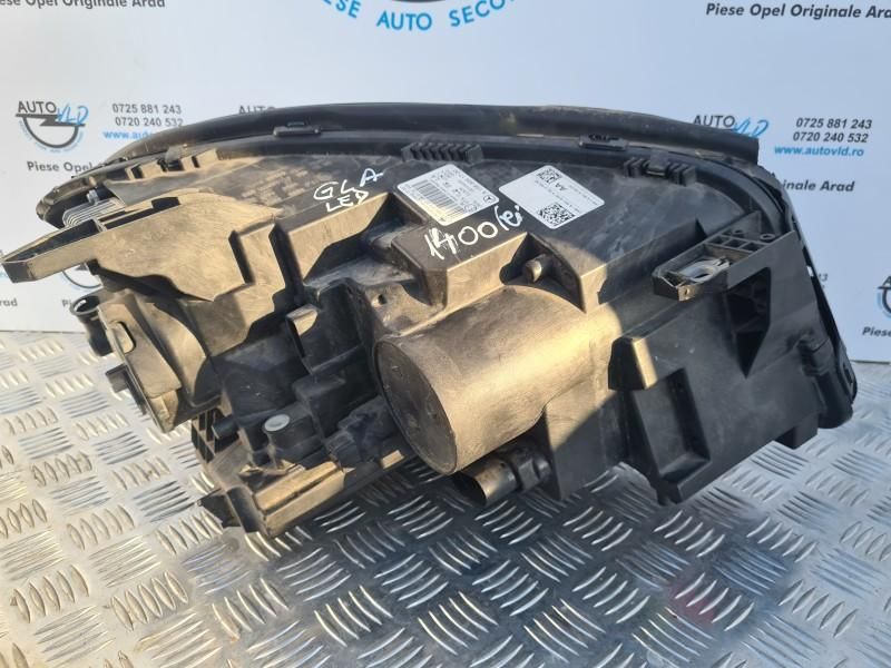 Far stanga BI-XENON D3S Mercedes GLA-Class X156