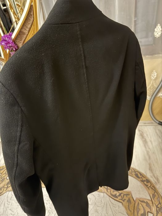 Мъжко дълго манто