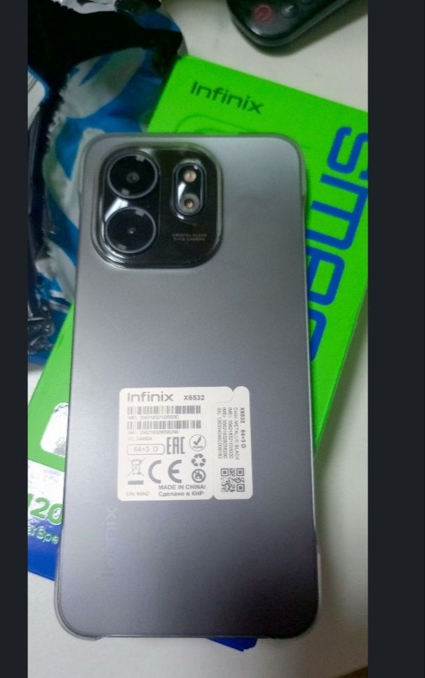 Продам смартфон 64 гигабаит